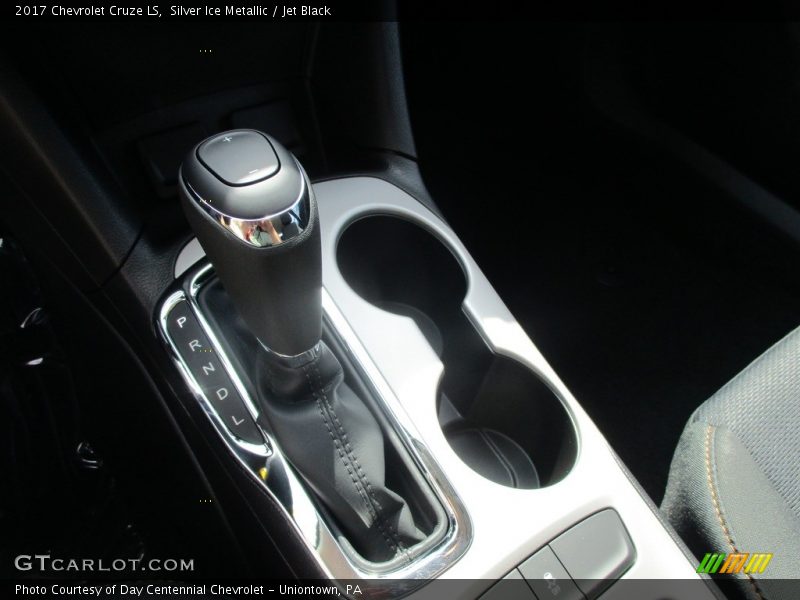 Silver Ice Metallic / Jet Black 2017 Chevrolet Cruze LS