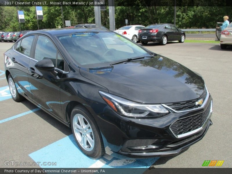 Mosaic Black Metallic / Jet Black 2017 Chevrolet Cruze LT