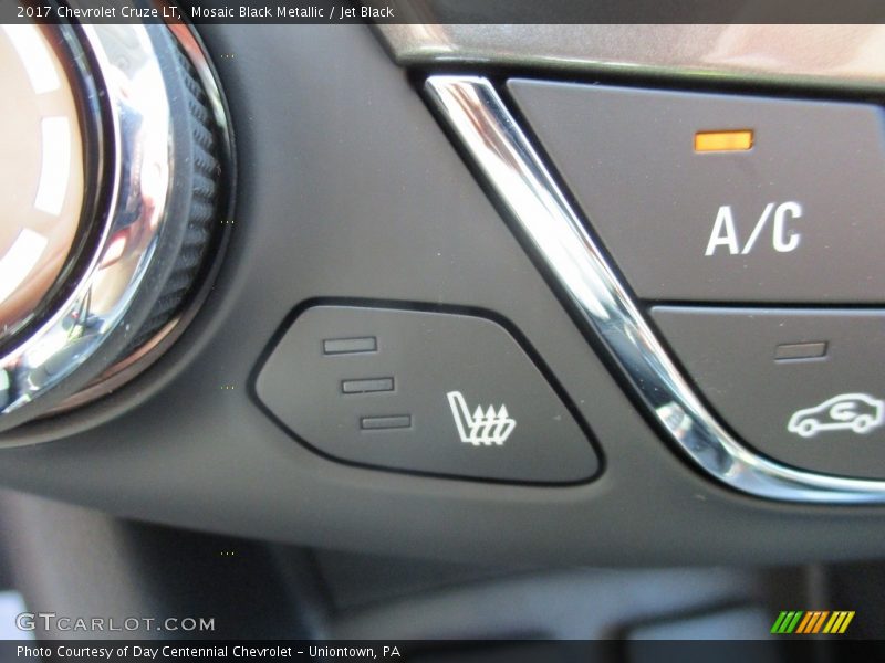 Mosaic Black Metallic / Jet Black 2017 Chevrolet Cruze LT