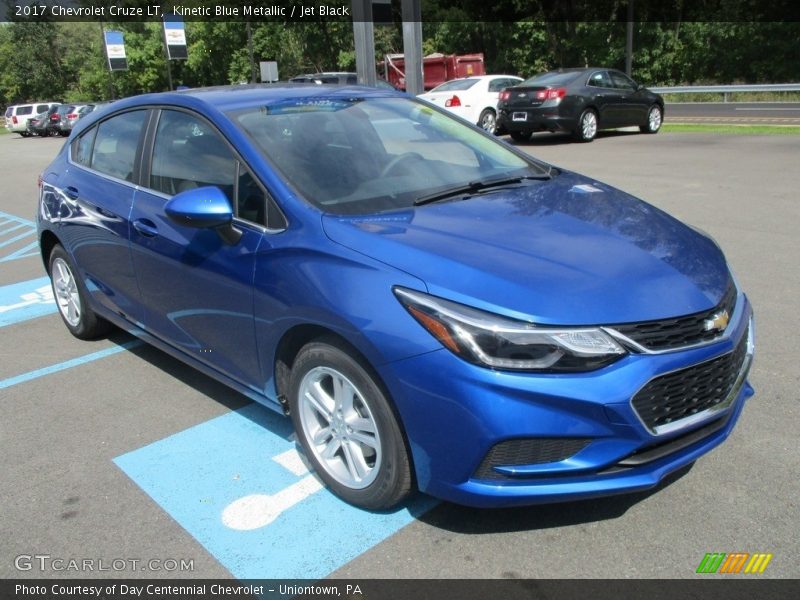 Kinetic Blue Metallic / Jet Black 2017 Chevrolet Cruze LT