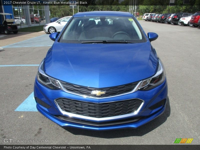 Kinetic Blue Metallic / Jet Black 2017 Chevrolet Cruze LT