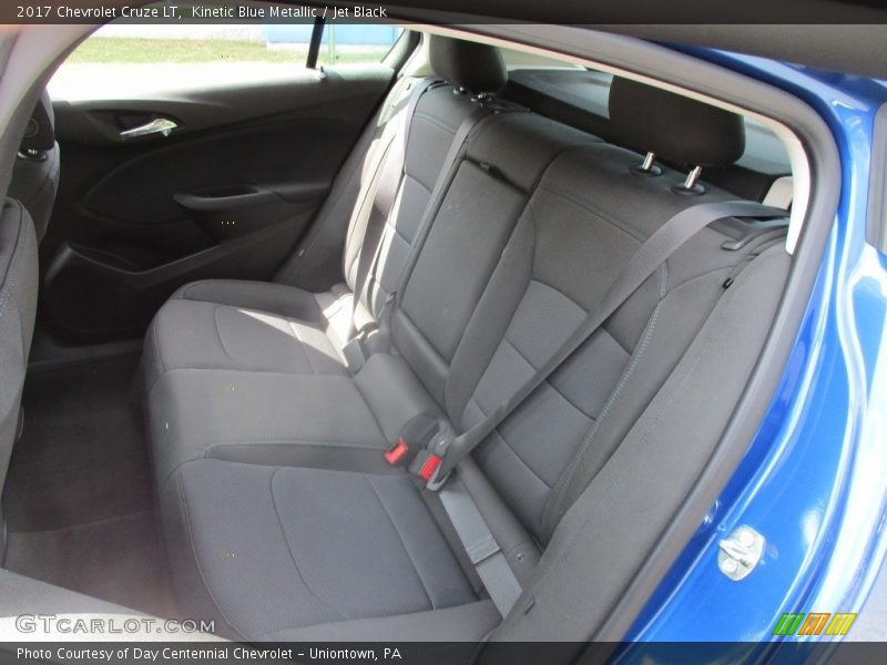 Kinetic Blue Metallic / Jet Black 2017 Chevrolet Cruze LT