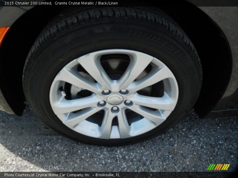 Granite Crystal Metallic / Black/Linen 2015 Chrysler 200 Limited