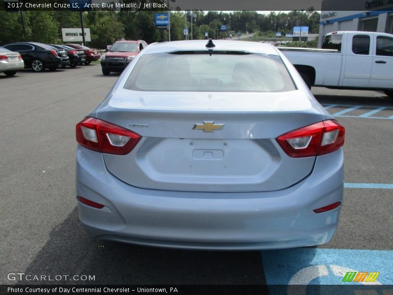 Arctic Blue Metallic / Jet Black 2017 Chevrolet Cruze LS