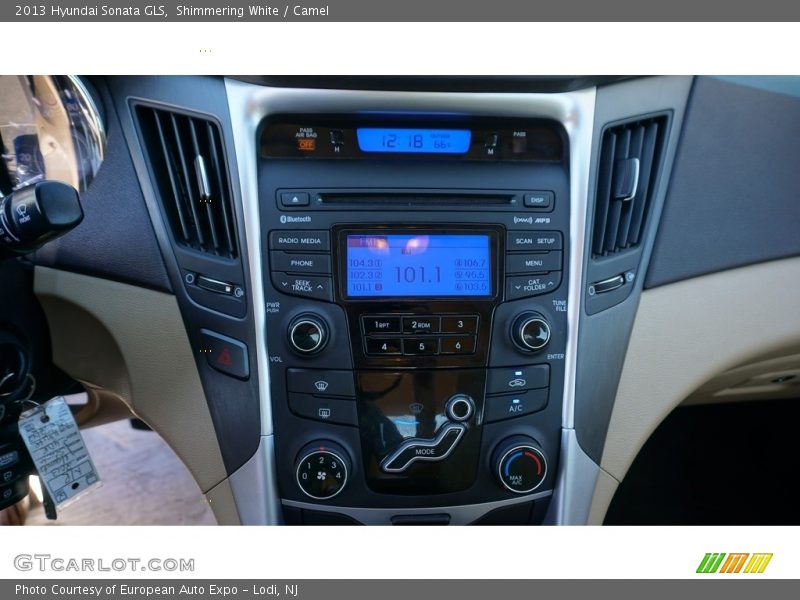 Shimmering White / Camel 2013 Hyundai Sonata GLS