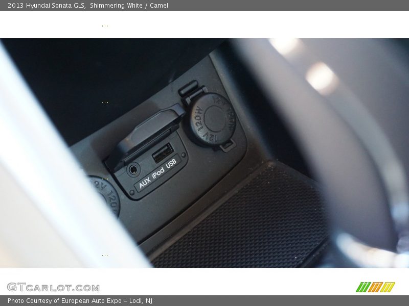 Shimmering White / Camel 2013 Hyundai Sonata GLS