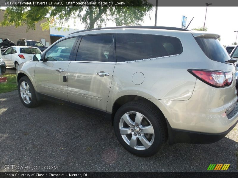 Champagne Silver Metallic / Ebony 2017 Chevrolet Traverse LT AWD