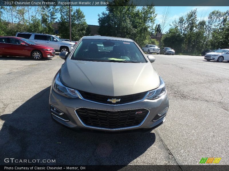 Pepperdust Metallic / Jet Black 2017 Chevrolet Cruze Premier