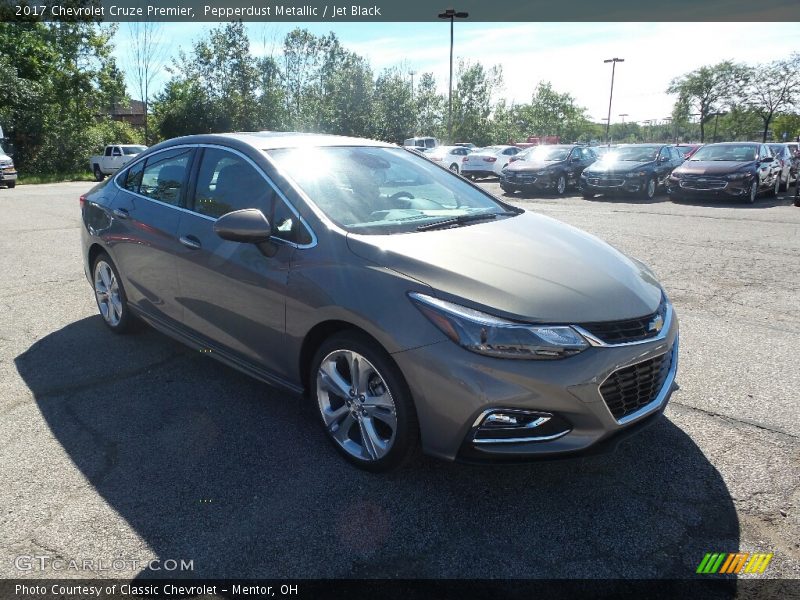 Pepperdust Metallic / Jet Black 2017 Chevrolet Cruze Premier