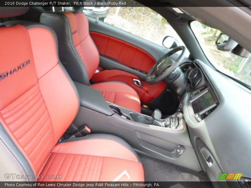 Pitch Black / Black/Ruby Red 2016 Dodge Challenger R/T Shaker