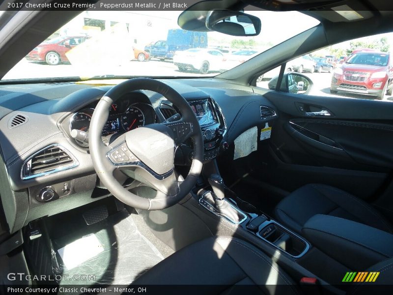 Pepperdust Metallic / Jet Black 2017 Chevrolet Cruze Premier