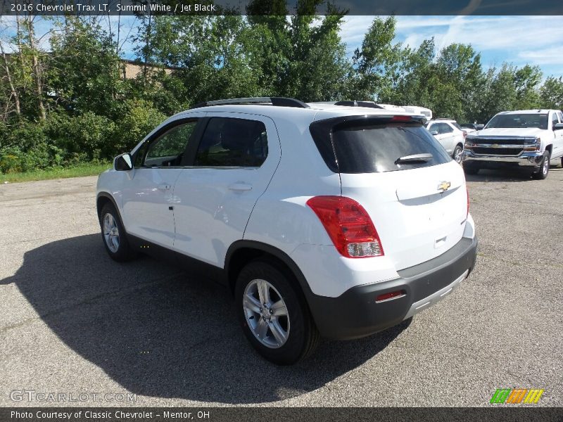Summit White / Jet Black 2016 Chevrolet Trax LT
