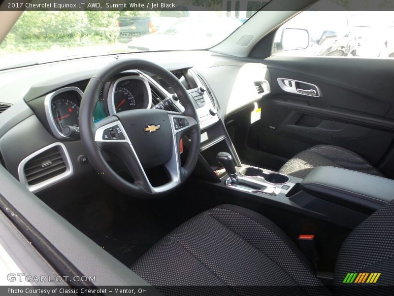 Summit White / Jet Black 2017 Chevrolet Equinox LT AWD