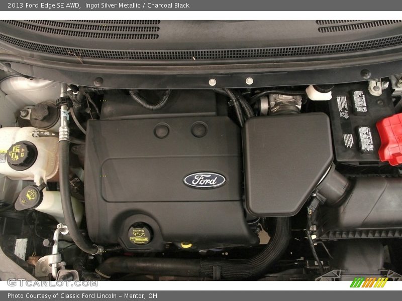 Ingot Silver Metallic / Charcoal Black 2013 Ford Edge SE AWD