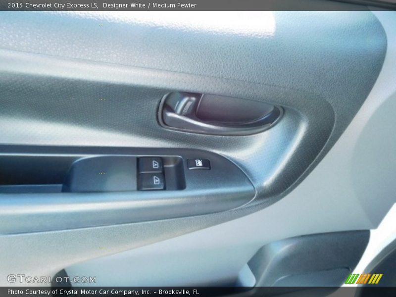 Designer White / Medium Pewter 2015 Chevrolet City Express LS