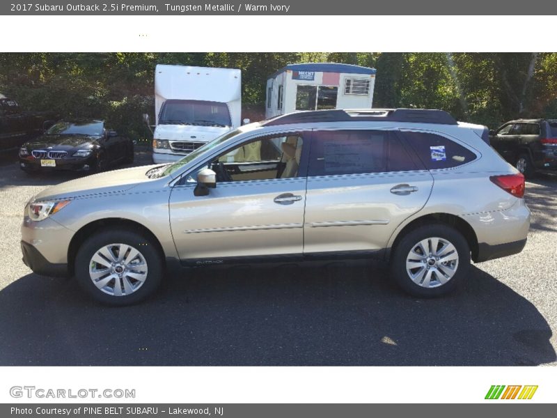 Tungsten Metallic / Warm Ivory 2017 Subaru Outback 2.5i Premium