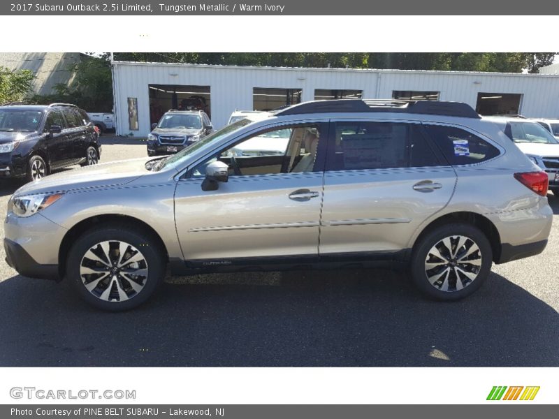 Tungsten Metallic / Warm Ivory 2017 Subaru Outback 2.5i Limited