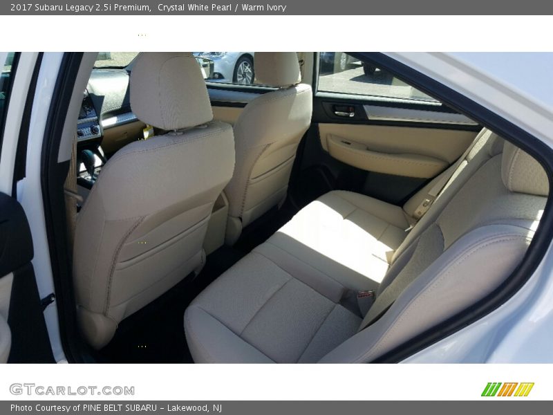 Crystal White Pearl / Warm Ivory 2017 Subaru Legacy 2.5i Premium