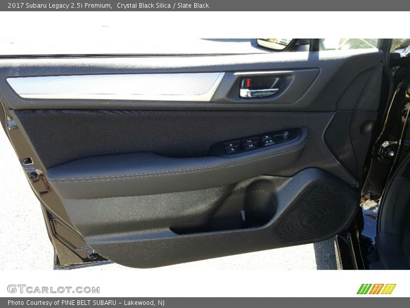 Crystal Black Silica / Slate Black 2017 Subaru Legacy 2.5i Premium