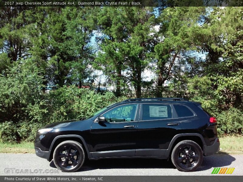 Diamond Black Crystal Pearl / Black 2017 Jeep Cherokee Sport Altitude 4x4