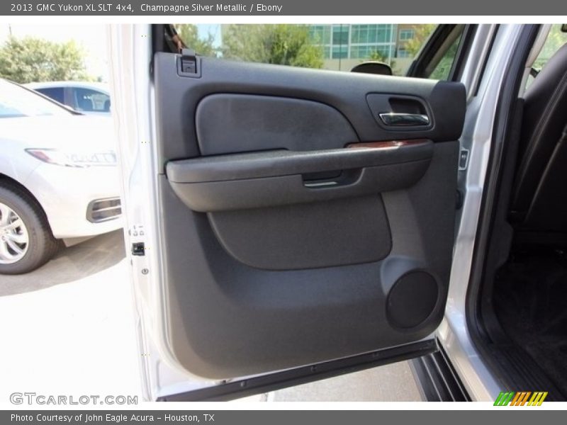 Champagne Silver Metallic / Ebony 2013 GMC Yukon XL SLT 4x4