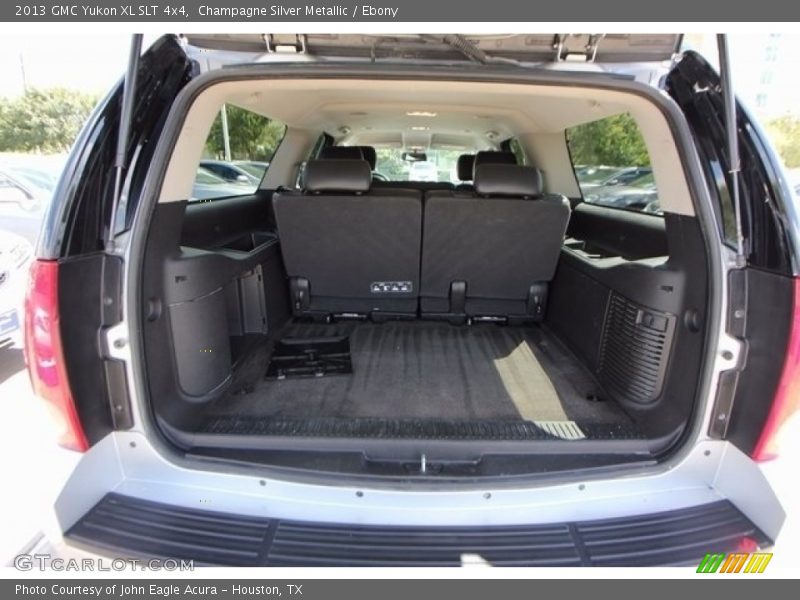 Champagne Silver Metallic / Ebony 2013 GMC Yukon XL SLT 4x4