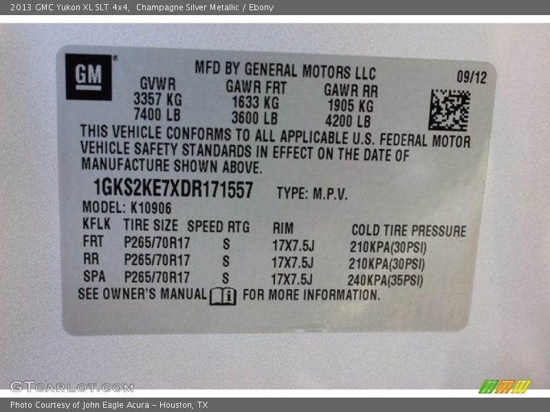 Champagne Silver Metallic / Ebony 2013 GMC Yukon XL SLT 4x4
