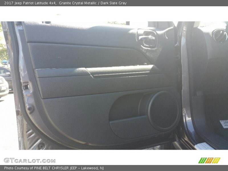 Granite Crystal Metallic / Dark Slate Gray 2017 Jeep Patriot Latitude 4x4