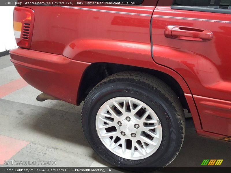 Dark Garnet Red Pearlcoat / Taupe 2002 Jeep Grand Cherokee Limited 4x4