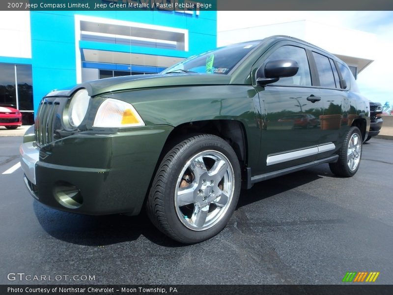 Front 3/4 View of 2007 Compass Limited