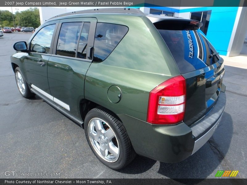 Jeep Green Metallic / Pastel Pebble Beige 2007 Jeep Compass Limited