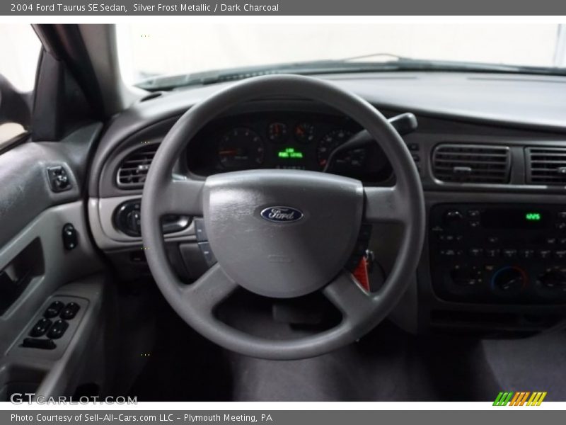 Silver Frost Metallic / Dark Charcoal 2004 Ford Taurus SE Sedan