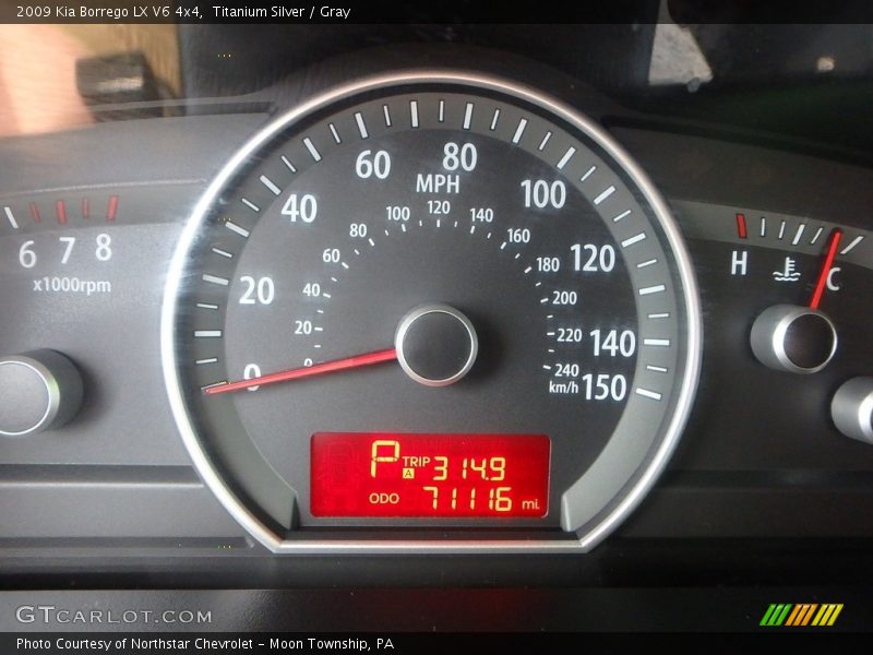 Titanium Silver / Gray 2009 Kia Borrego LX V6 4x4