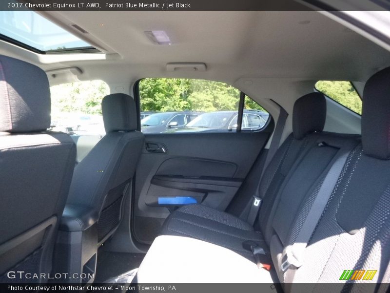 Patriot Blue Metallic / Jet Black 2017 Chevrolet Equinox LT AWD
