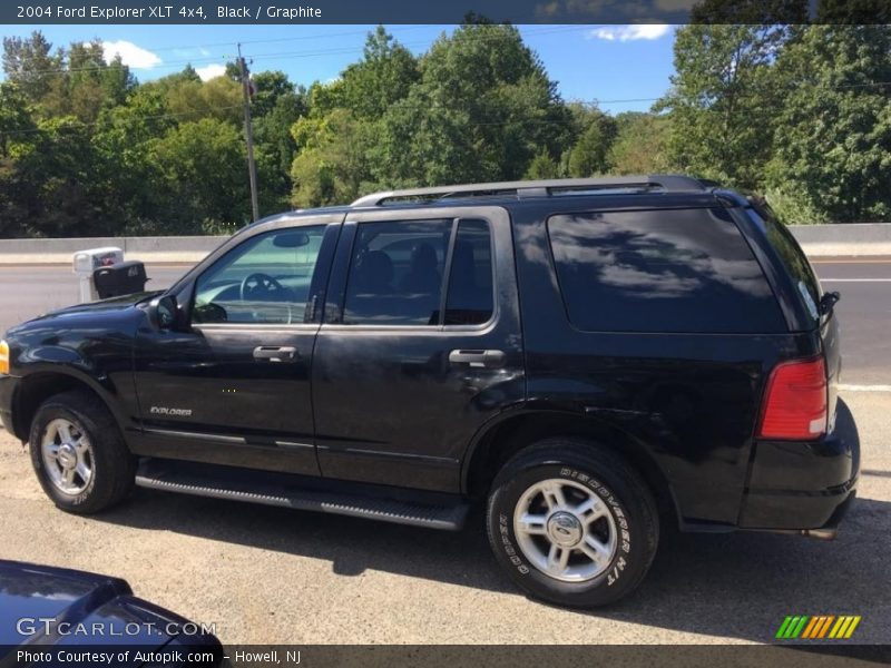 Black / Graphite 2004 Ford Explorer XLT 4x4