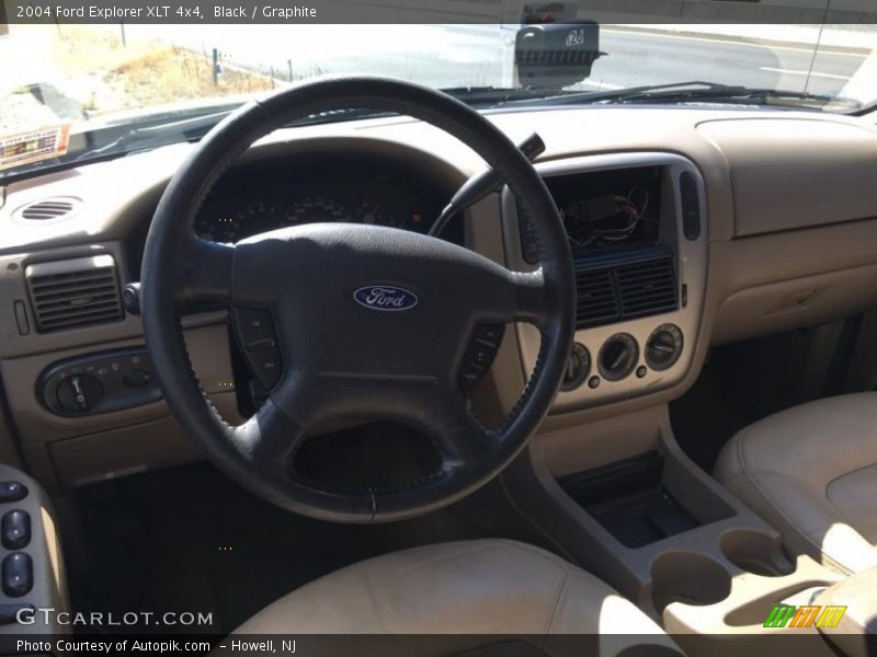Black / Graphite 2004 Ford Explorer XLT 4x4