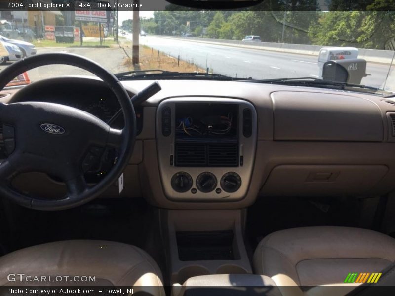 Black / Graphite 2004 Ford Explorer XLT 4x4