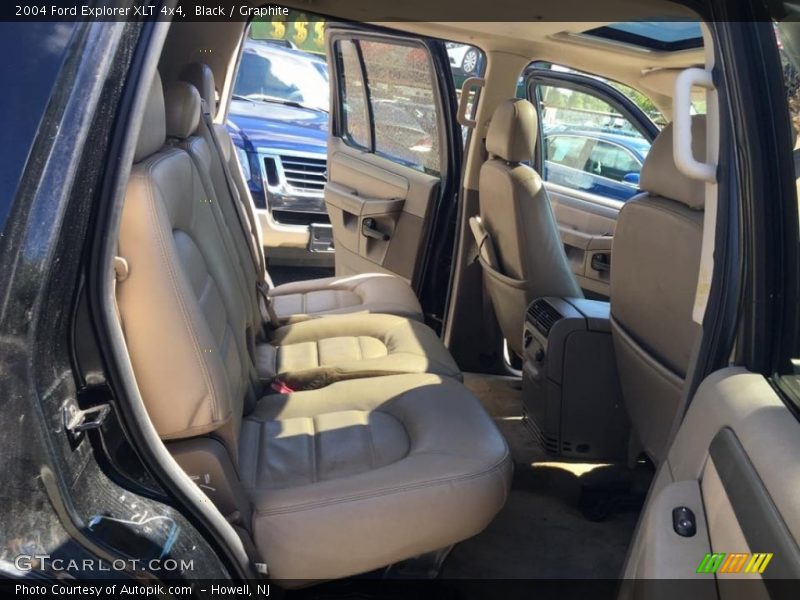 Black / Graphite 2004 Ford Explorer XLT 4x4