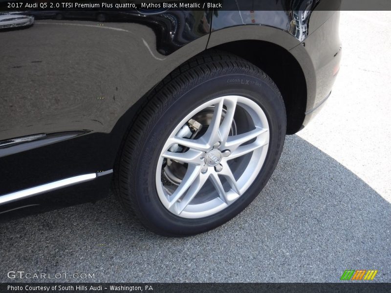 Mythos Black Metallic / Black 2017 Audi Q5 2.0 TFSI Premium Plus quattro