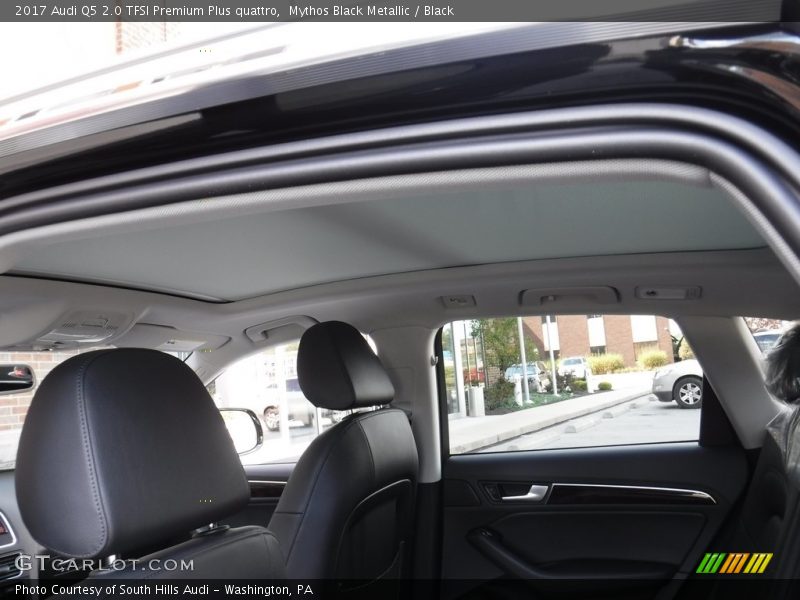 Mythos Black Metallic / Black 2017 Audi Q5 2.0 TFSI Premium Plus quattro