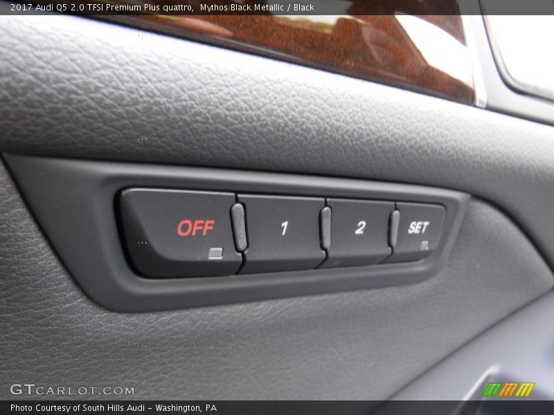Mythos Black Metallic / Black 2017 Audi Q5 2.0 TFSI Premium Plus quattro