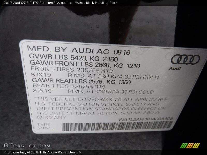 Mythos Black Metallic / Black 2017 Audi Q5 2.0 TFSI Premium Plus quattro