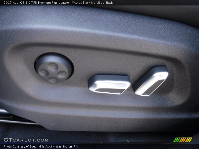 Mythos Black Metallic / Black 2017 Audi Q5 2.0 TFSI Premium Plus quattro