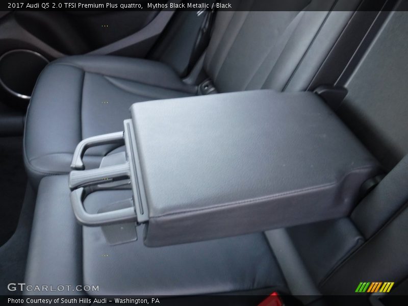 Mythos Black Metallic / Black 2017 Audi Q5 2.0 TFSI Premium Plus quattro