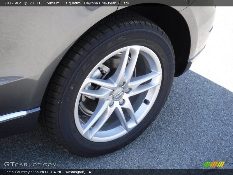 Daytona Gray Pearl / Black 2017 Audi Q5 2.0 TFSI Premium Plus quattro