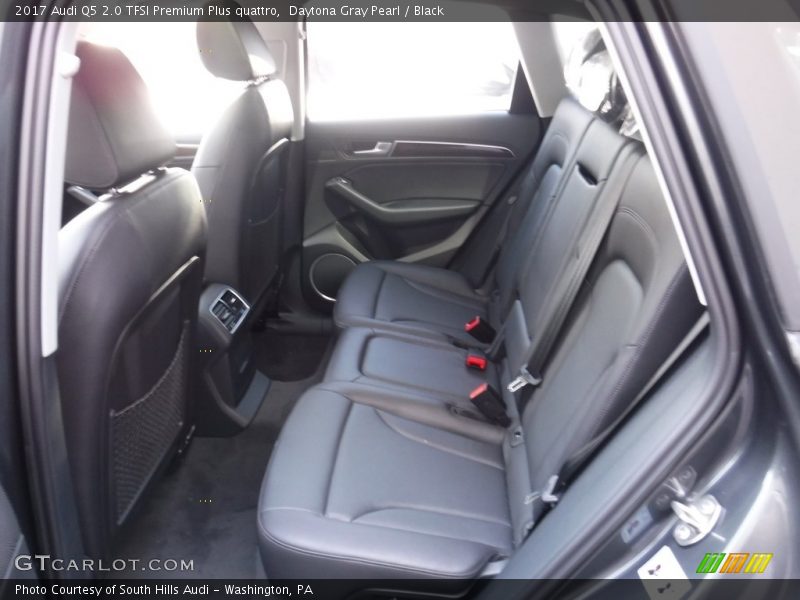 Daytona Gray Pearl / Black 2017 Audi Q5 2.0 TFSI Premium Plus quattro