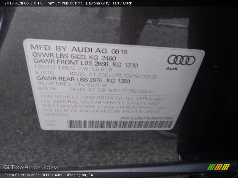 Daytona Gray Pearl / Black 2017 Audi Q5 2.0 TFSI Premium Plus quattro