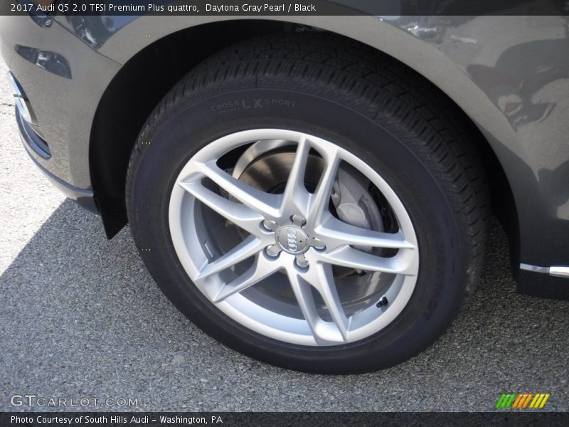 Daytona Gray Pearl / Black 2017 Audi Q5 2.0 TFSI Premium Plus quattro
