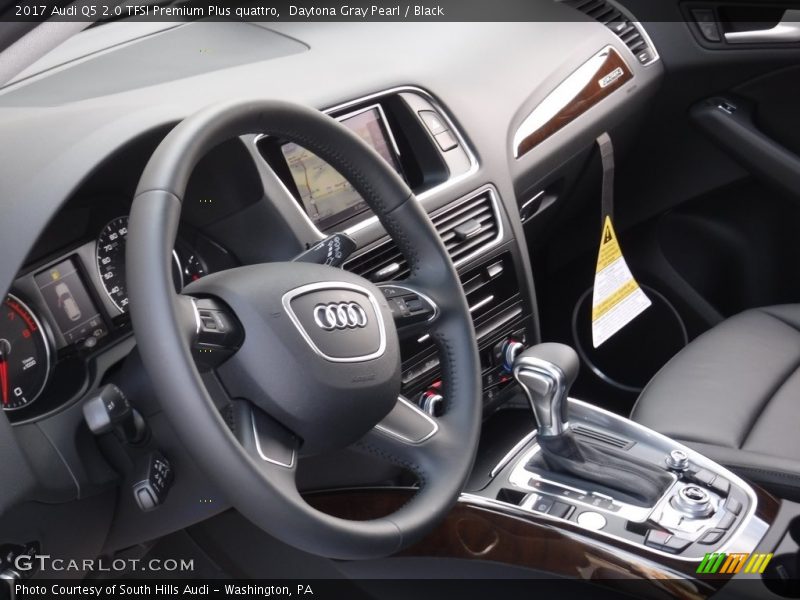 Daytona Gray Pearl / Black 2017 Audi Q5 2.0 TFSI Premium Plus quattro
