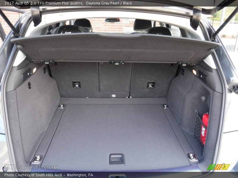Daytona Gray Pearl / Black 2017 Audi Q5 2.0 TFSI Premium Plus quattro